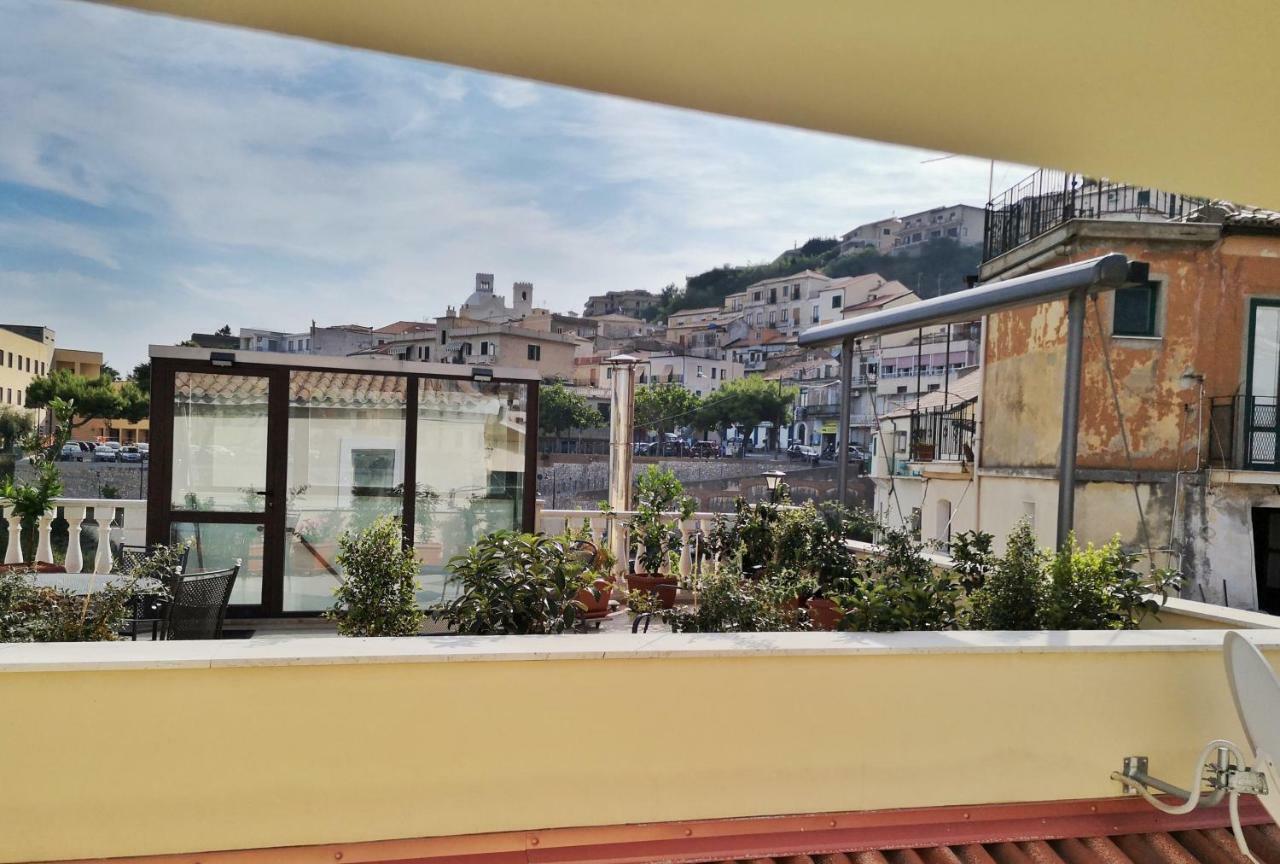 A Casa Di Noemi Hotell Pizzo  Exteriör bild