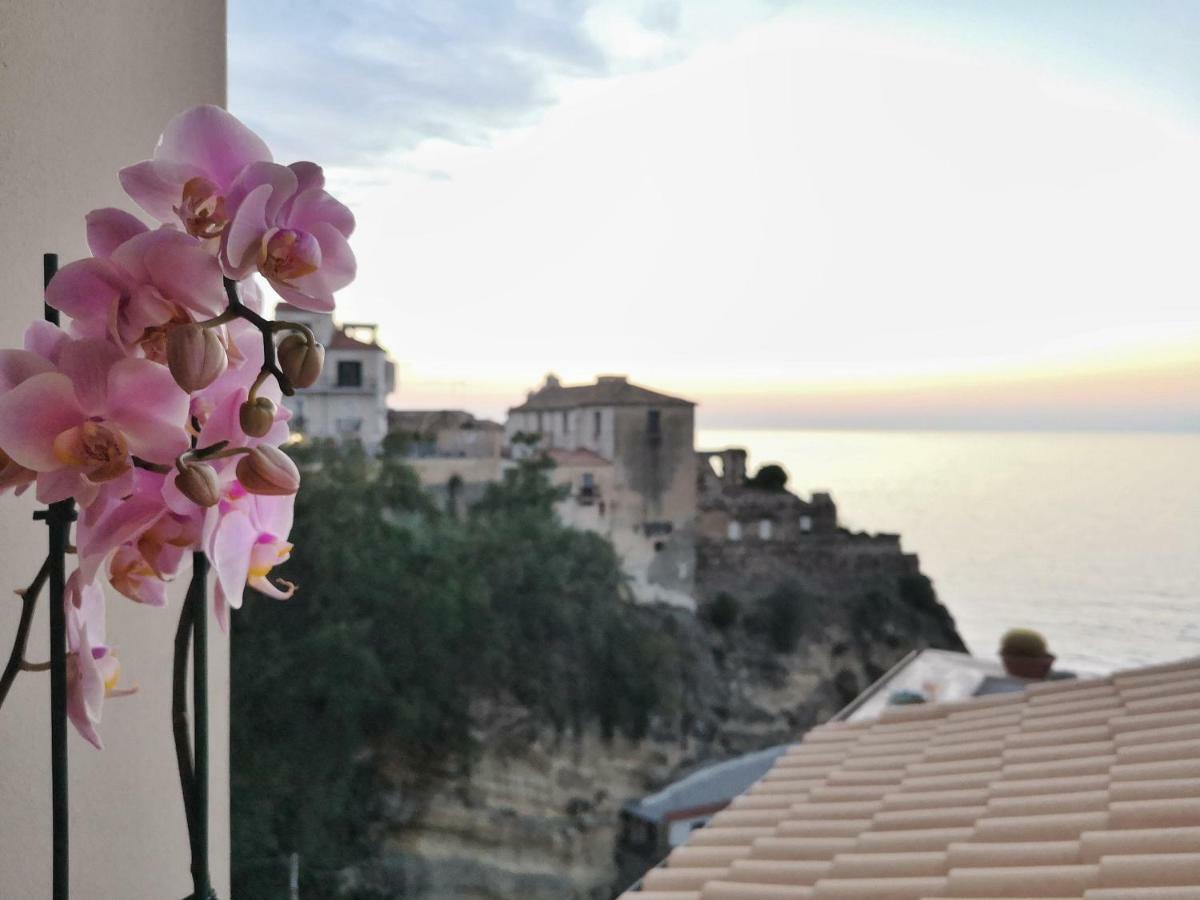 A Casa Di Noemi Hotell Pizzo  Exteriör bild