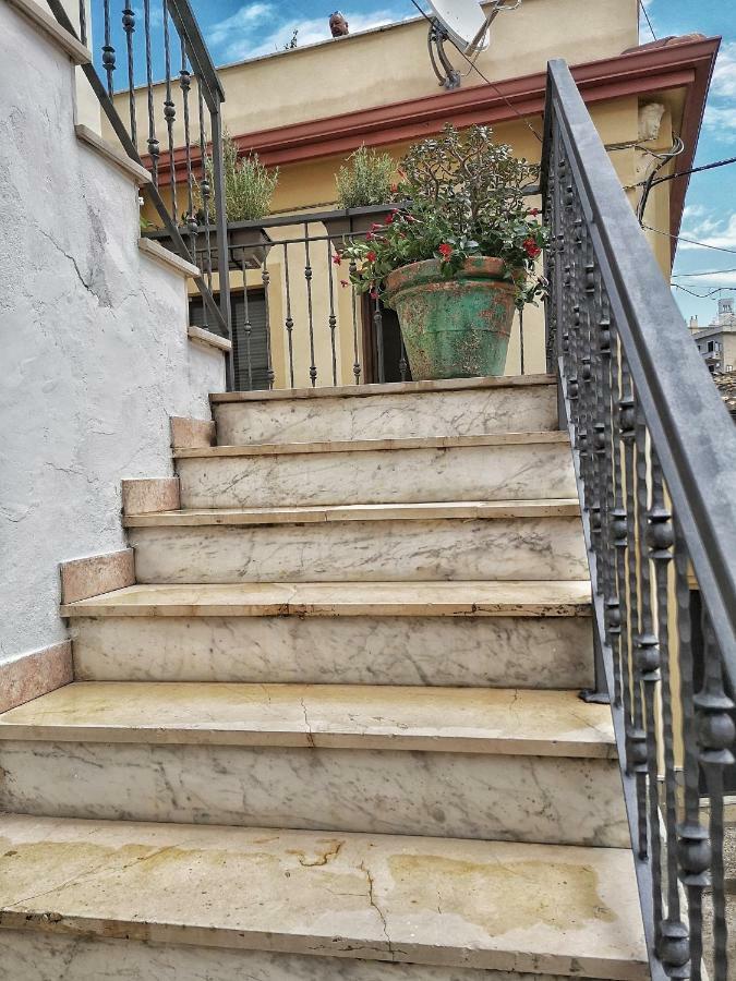 A Casa Di Noemi Hotell Pizzo  Exteriör bild
